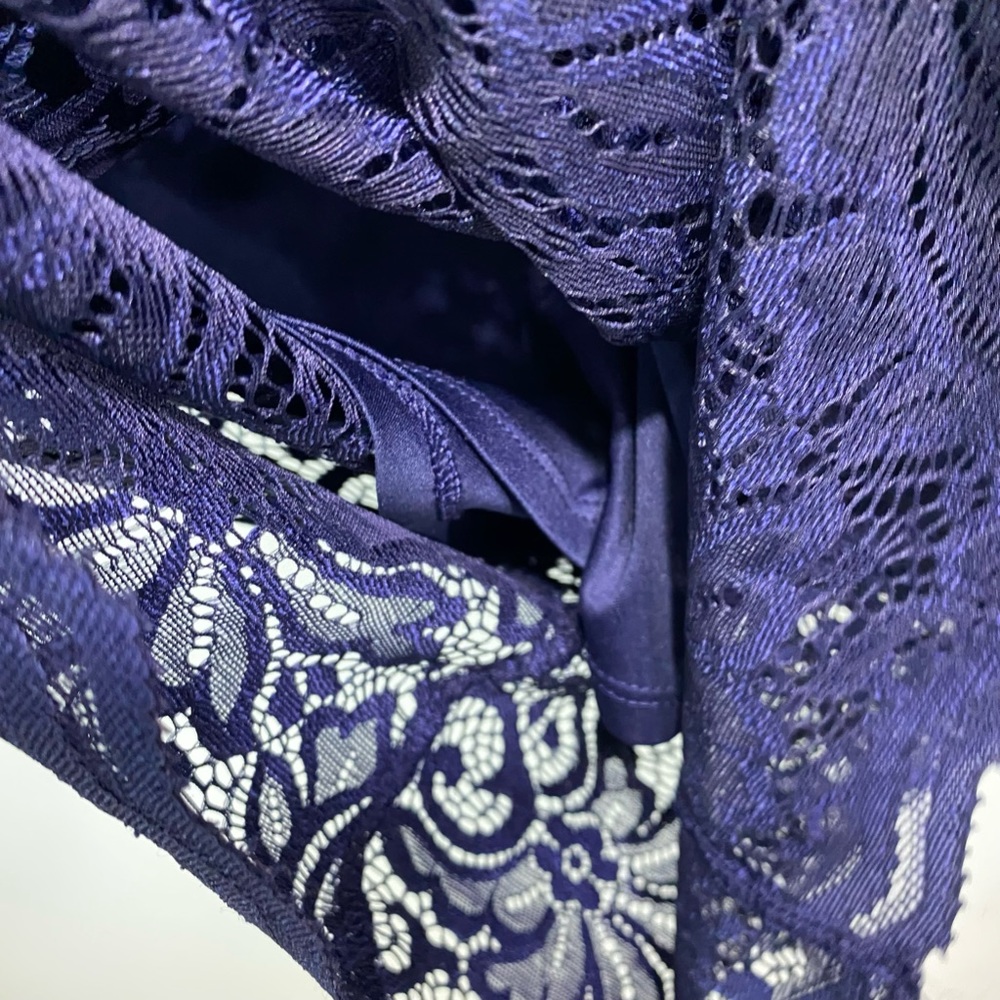 NEW-Express Navy Blue Lace Mock Neck Mid Length Dress sz 8 NEW - Picture 9 of 13